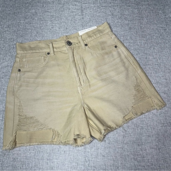 American Eagle Highest Rise Mom Shorts Khaki Frayed Distressed Casual 6 NWT - Picture 8 of 13